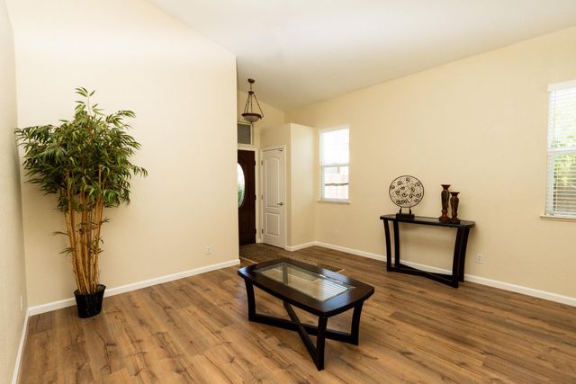 639 Hillswick, Folsom, CA 95630