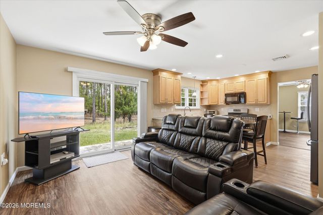 14 Abbey Court, Forked River, NJ 08731