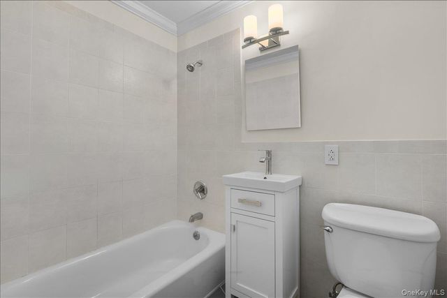 200 Diplomat Drive 3M, Mount Kisco, NY 10549