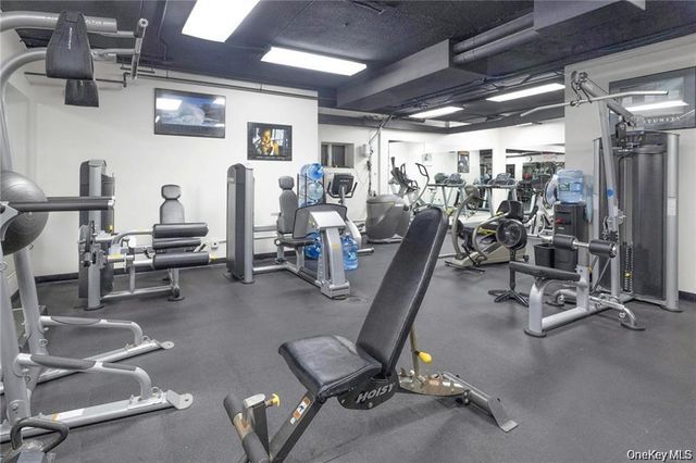 200 Diplomat Drive 3M, Mount Kisco, NY 10549