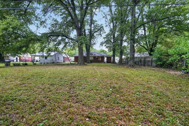 3047 S EDGEWARE RD, Memphis, TN 38118