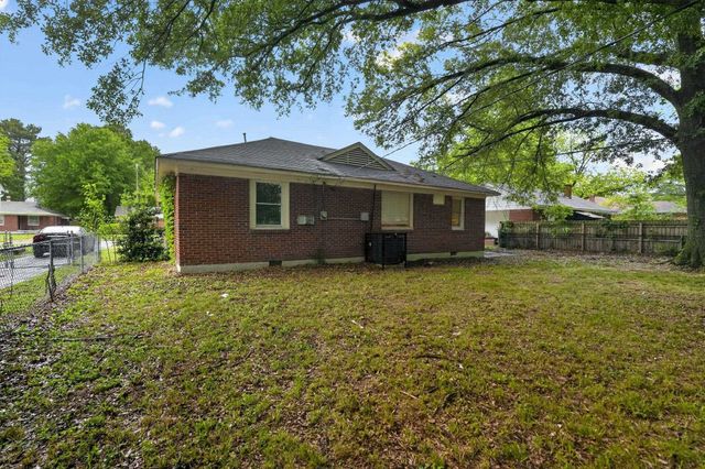 3047 S EDGEWARE RD, Memphis, TN 38118