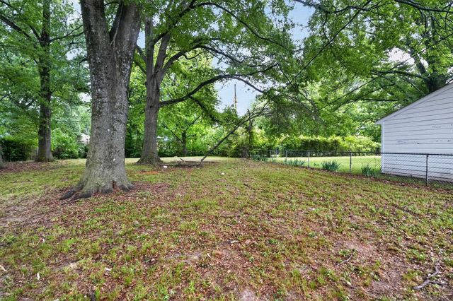 3047 S EDGEWARE RD, Memphis, TN 38118