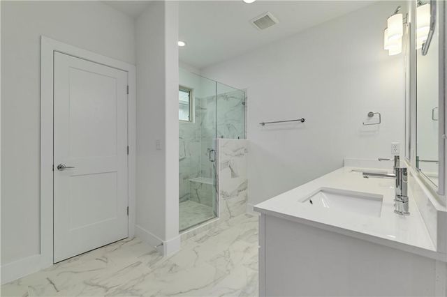 5315 La Crosse LN 8, Austin, TX 78739