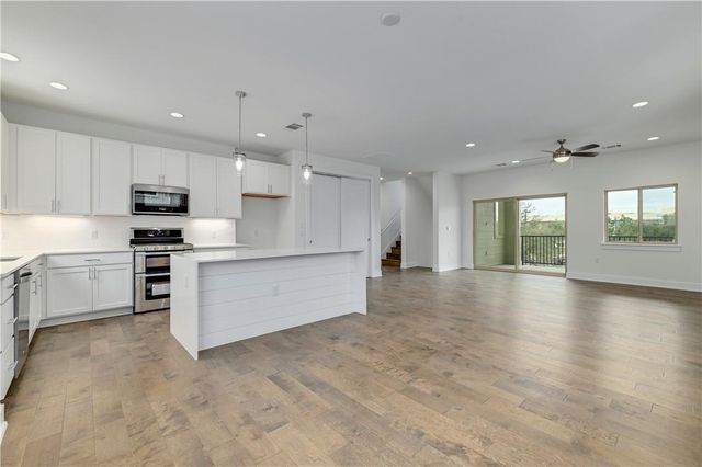 5315 La Crosse LN 8, Austin, TX 78739