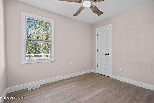 393 E Millstream Road, Cream Ridge, NJ 08514