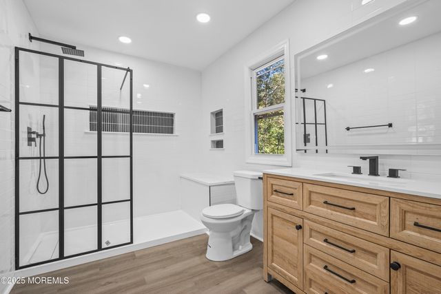 393 E Millstream Road, Cream Ridge, NJ 08514