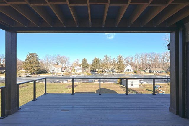 30248 Forest DRIVE, Burlington, WI 53105