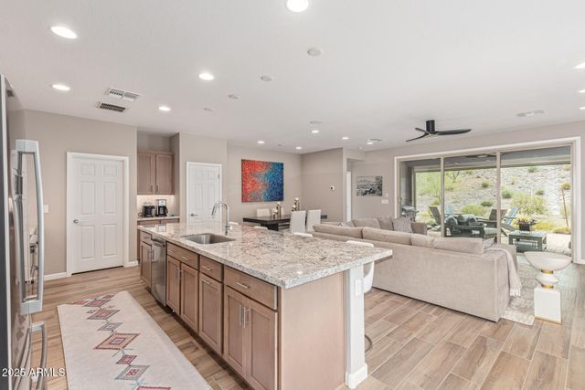 3261 MAVERICK Drive, Wickenburg, AZ 85390