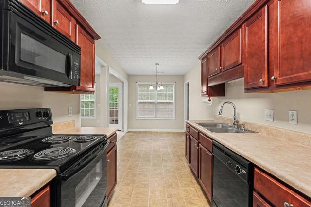 1804 Meadow Walk Drive, Monroe, GA 30656
