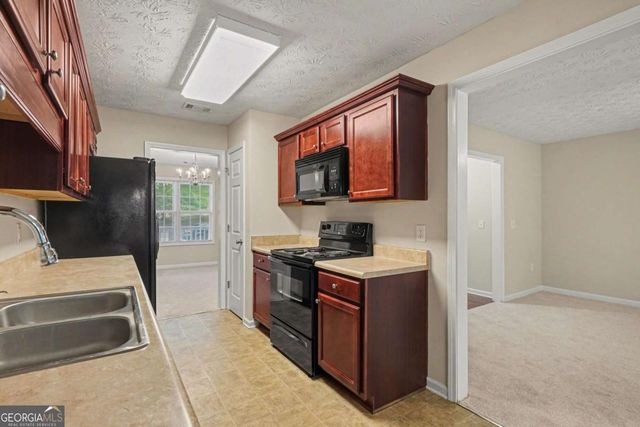 1804 Meadow Walk Drive, Monroe, GA 30656