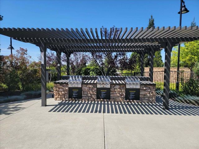 2234 Telegraph Hill Ct, Rocklin, CA 95765