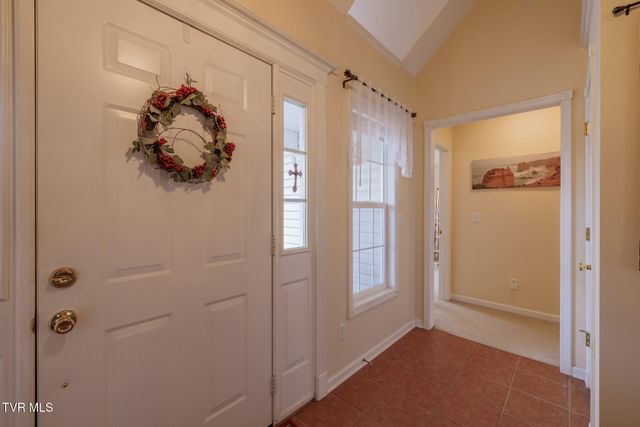 620 Glen Oaks Place, Johnson City, TN 37615