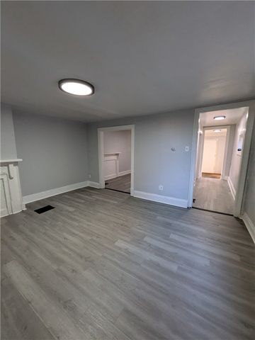 241 E 18th Ave, Homestead, PA 15120