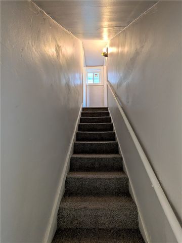 241 E 18th Ave, Homestead, PA 15120