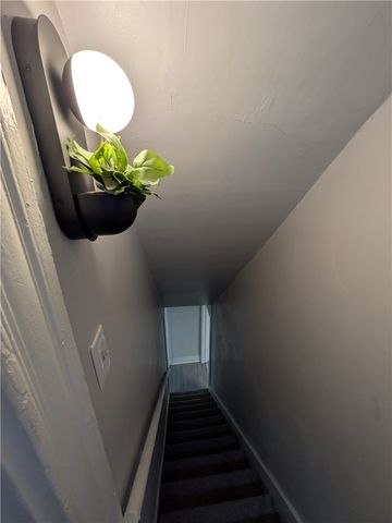 241 E 18th Ave, Homestead, PA 15120