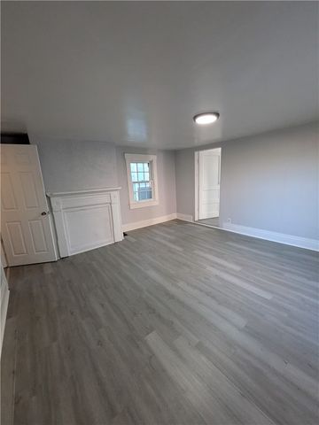 241 E 18th Ave, Homestead, PA 15120