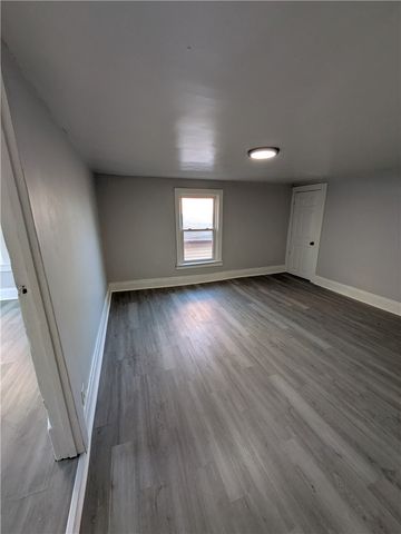 241 E 18th Ave, Homestead, PA 15120