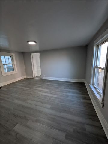 241 E 18th Ave, Homestead, PA 15120