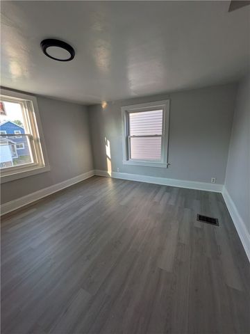 241 E 18th Ave, Homestead, PA 15120