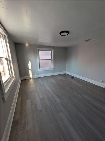 241 E 18th Ave, Homestead, PA 15120