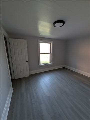 241 E 18th Ave, Homestead, PA 15120