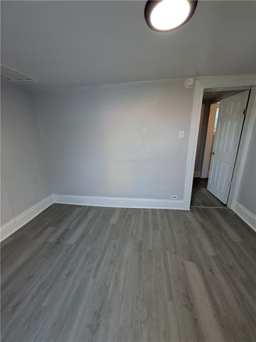 241 E 18th Ave, Homestead, PA 15120