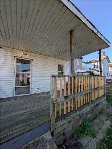 241 E 18th Ave, Homestead, PA 15120