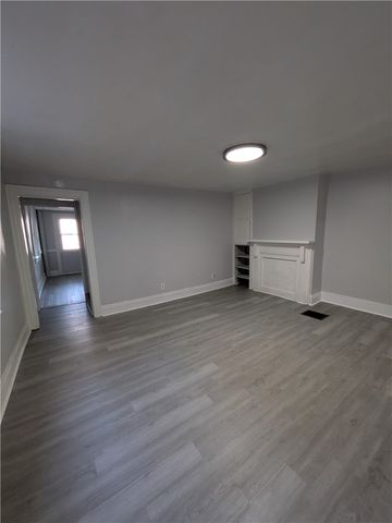 241 E 18th Ave, Homestead, PA 15120