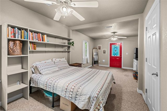 2110 W Holly Street, Fayetteville, AR 72703