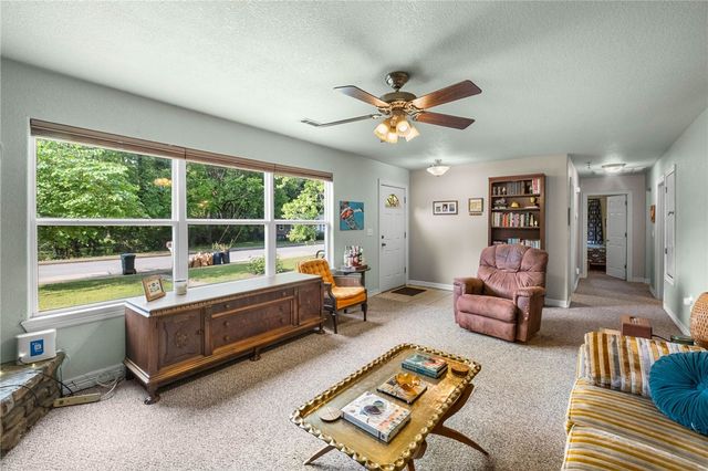 2110 W Holly Street, Fayetteville, AR 72703