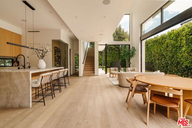 116 S Gretna Green Way, Los Angeles, CA 90049