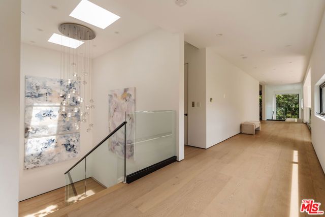 116 S Gretna Green Way, Los Angeles, CA 90049