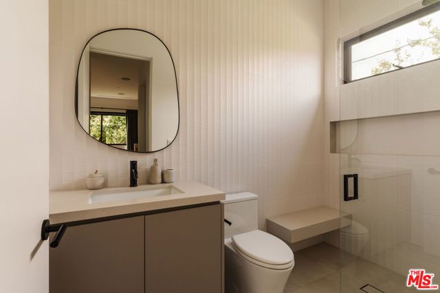 116 S Gretna Green Way, Los Angeles, CA 90049