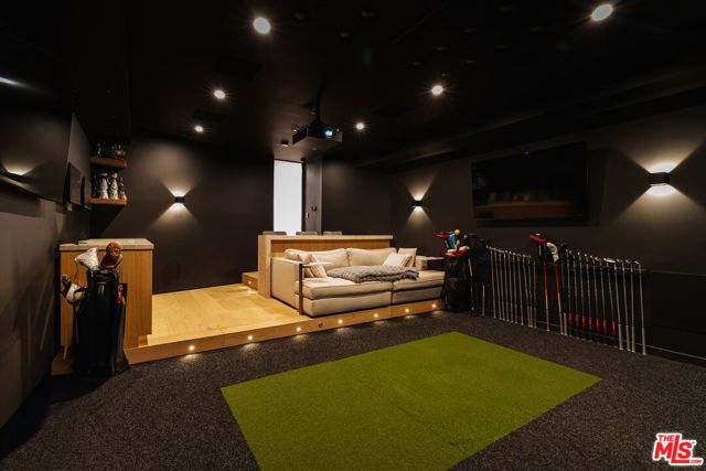 116 S Gretna Green Way, Los Angeles, CA 90049