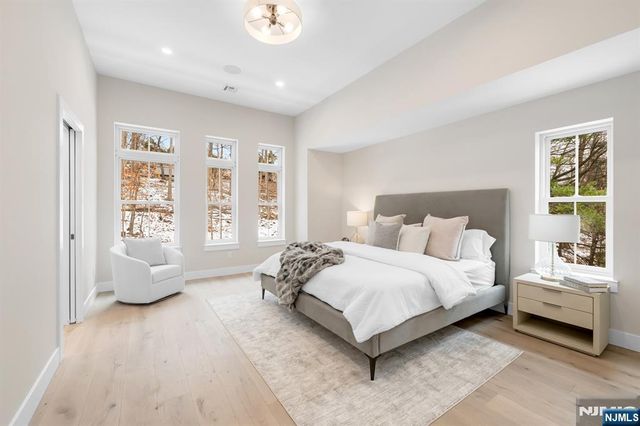 188 Broadway 6, Woodcliff Lake, NJ 07677