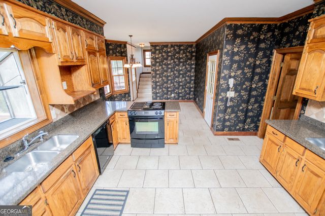 323 Foggy Bottom Drive, Carrollton, GA 30116