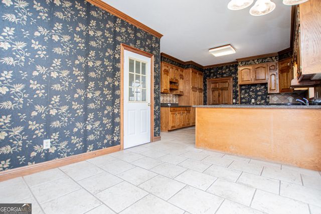 323 Foggy Bottom Drive, Carrollton, GA 30116