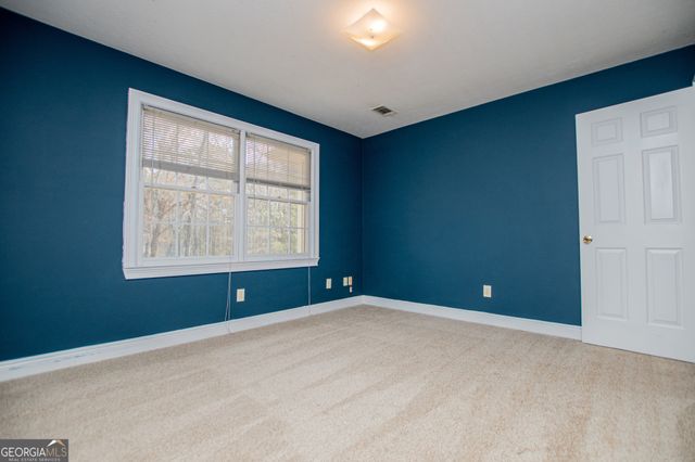 323 Foggy Bottom Drive, Carrollton, GA 30116