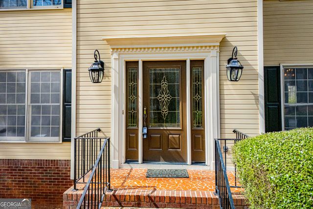 323 Foggy Bottom Drive, Carrollton, GA 30116