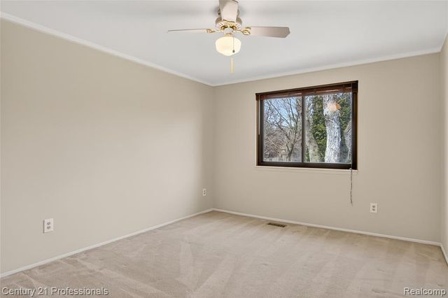 46300 Gainsborough Drive, Canton, MI 48187