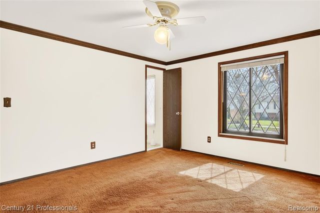 46300 Gainsborough Drive, Canton, MI 48187