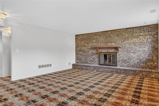 46300 Gainsborough Drive, Canton, MI 48187