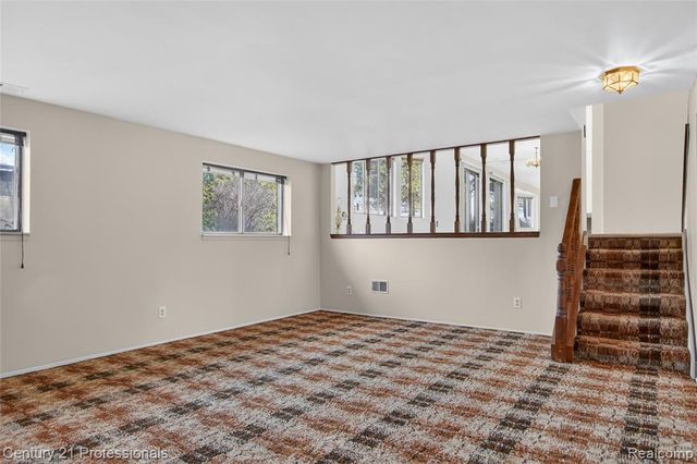 46300 Gainsborough Drive, Canton, MI 48187