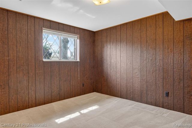 46300 Gainsborough Drive, Canton, MI 48187