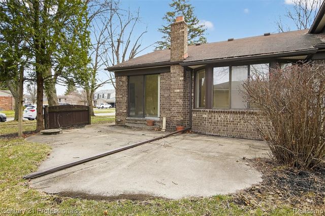 46300 Gainsborough Drive, Canton, MI 48187