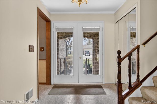 46300 Gainsborough Drive, Canton, MI 48187