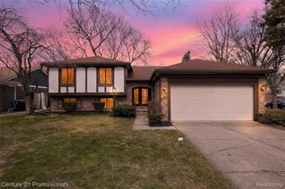 46300 Gainsborough Drive, Canton, MI 48187