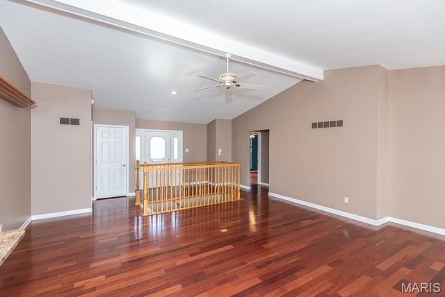 5902 Briarmist Place, St Louis, MO 63128