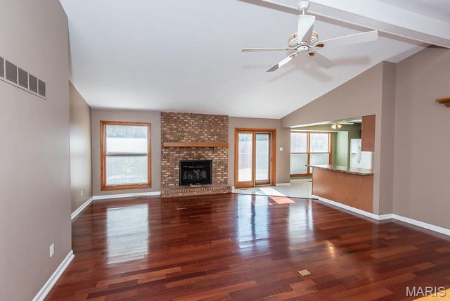 5902 Briarmist Place, St Louis, MO 63128